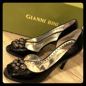 Women’s Gianni Bini heels